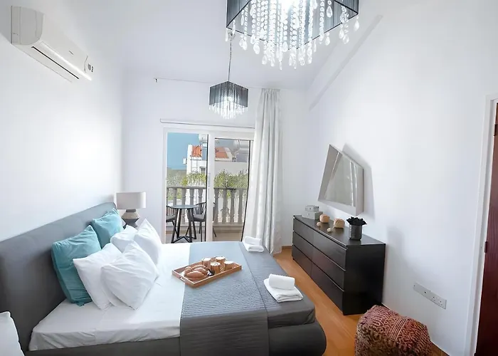 Blue Crystal Seaview