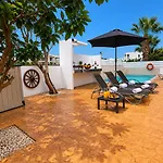 Blue Crystal Seaview Villa Protaras