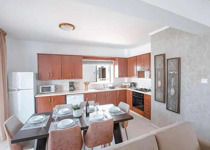 Vilă Blue Crystal Seaview