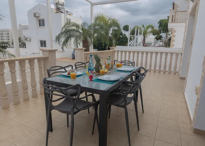 Blue Crystal Seaview