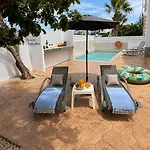 Blue Crystal Seaview فيلة *