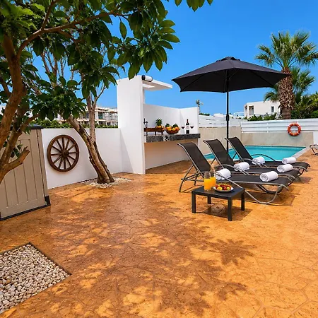 Blue Crystal Seaview Villa Protaras